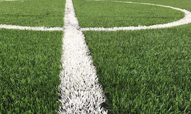 ¿Cuánto mide un campo de fútbol? Medidas y dimensiones