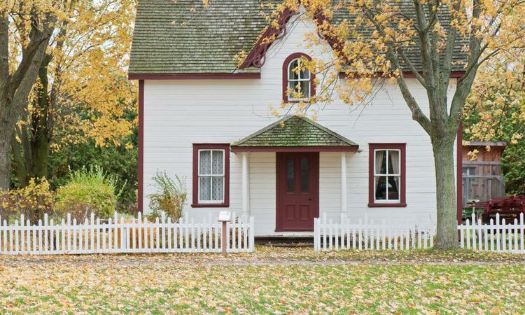 ¿Cómo equipar el exterior de tu vivienda de forma adecuada?