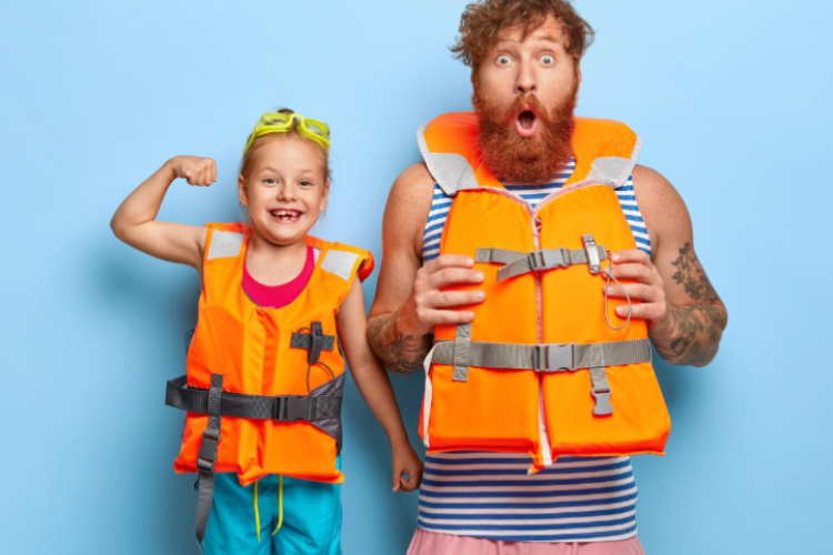 Seguridad y diversión en el agua para tus pequeños