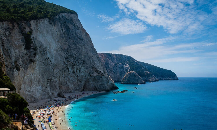 Visita las Islas Cíes y la Isla de Ons en una escapada turística impresionante