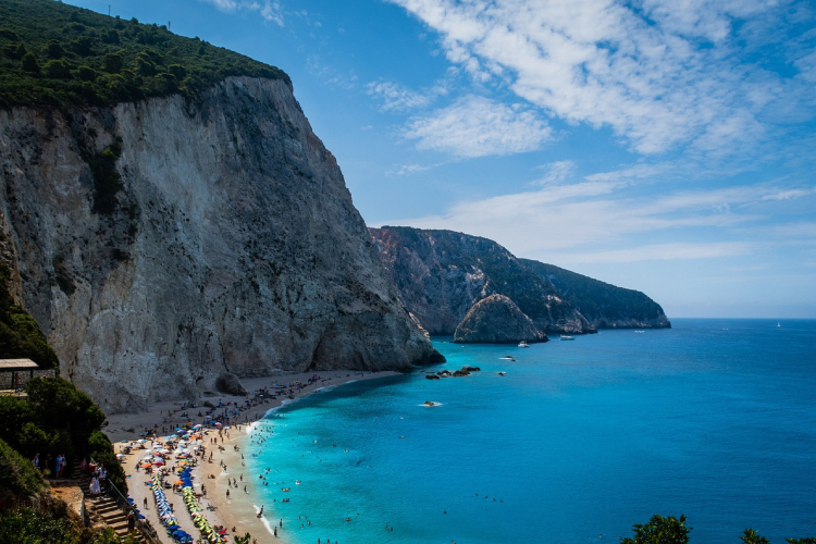 Visita las Islas Cíes y la Isla de Ons en una escapada turística impresionante